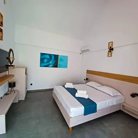 Déjà Blue - Adult Only 4*